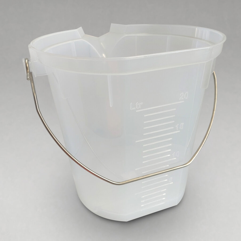 Pourmaxx Bucket 20L | Stowers Circular Solutions