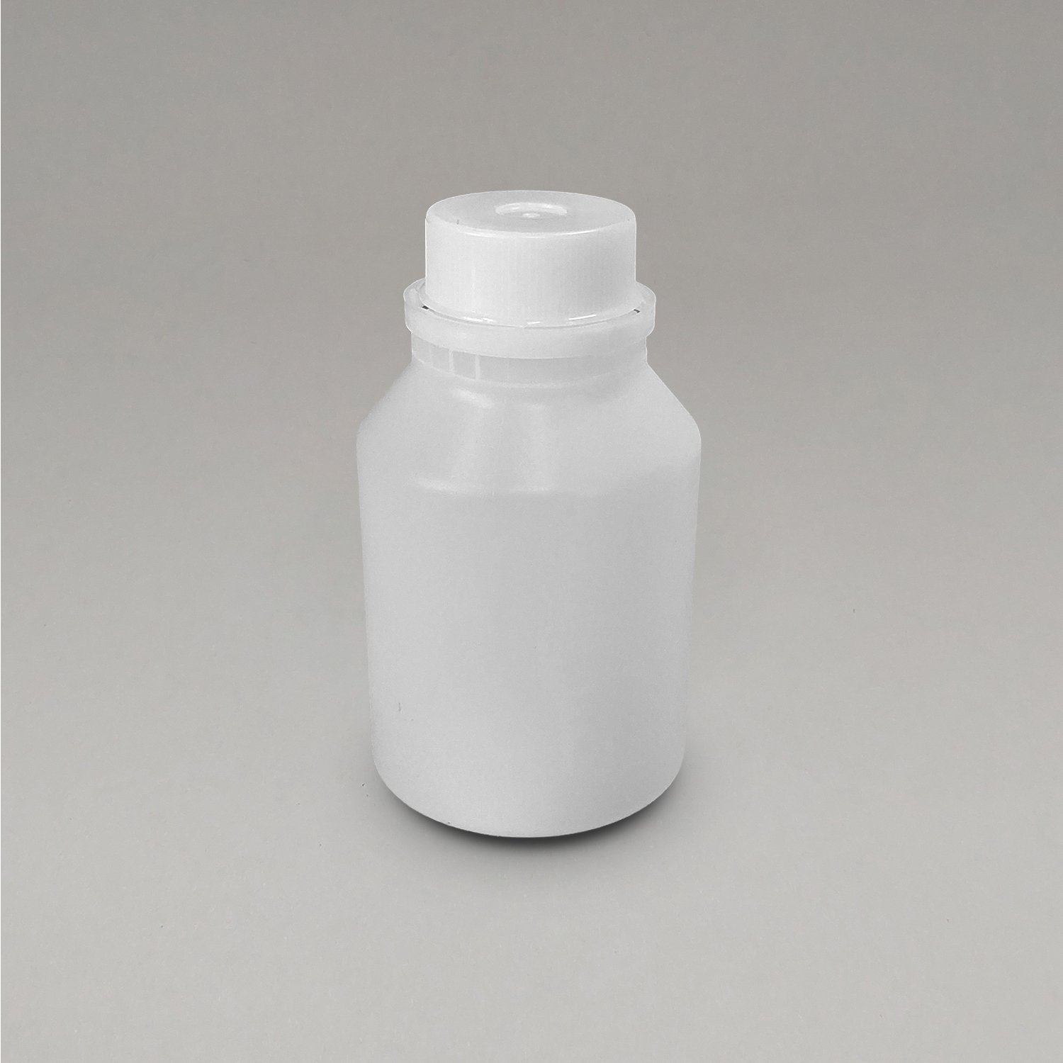 Round Bottle 500ml - Natural (with lid)